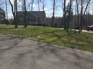 926 Hooper Rd, Charlotte, TN 37036