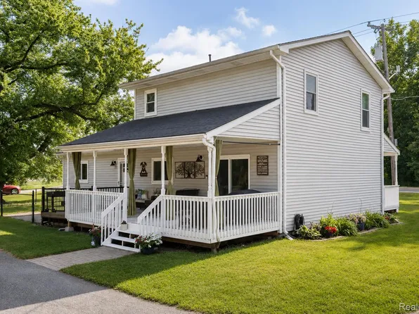 9991 Marshall Rd, South Lyon, MI 48178