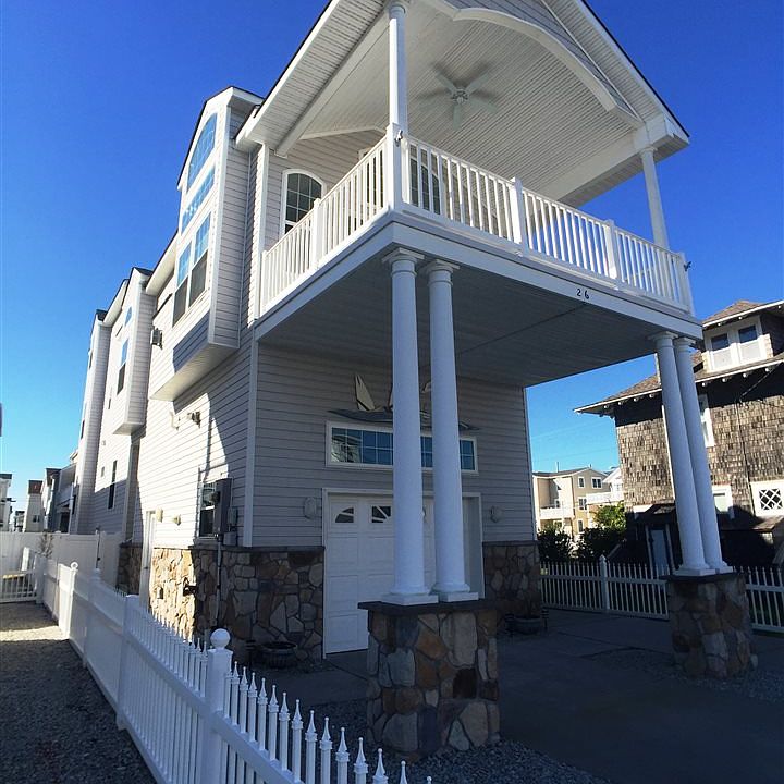 1st image of 26 48th St