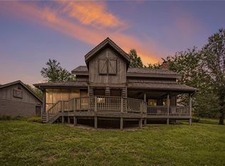 14310 NW Robinhood Ln, Kansas City, MO 64164