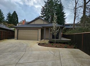 938 Creek Ct NW, Salem, OR 97304