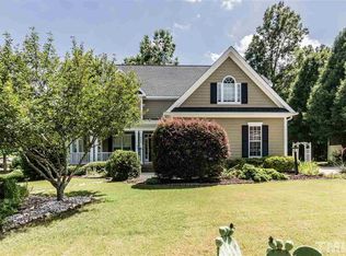 203 Parkridge Dr, Clayton, NC 27527