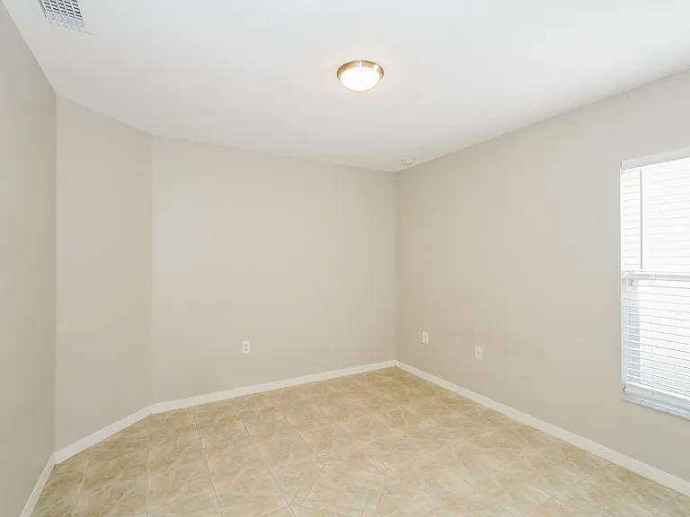 423 Fern Gulley Dr — Photo 13