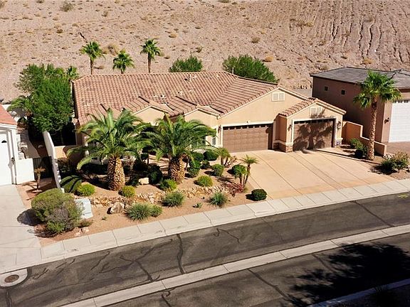 4th image of 2903 Desert Trail Dr