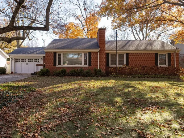 1003 Monroe Dr, Bloomington, IL 61701