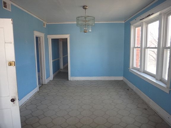 2nd image of 5041 W 22nd Pl