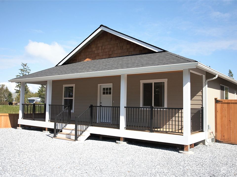 1st image of 844 N Montesano Street