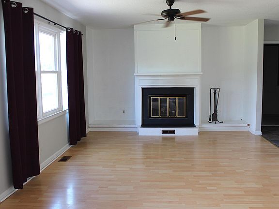 4th image of 105 Bogue Sound Dr