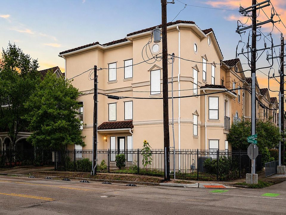 1st image of 3543 W Dallas St