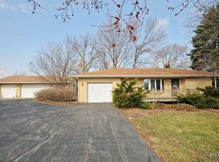 705 S Schoolhouse Rd, New Lenox, IL 60451