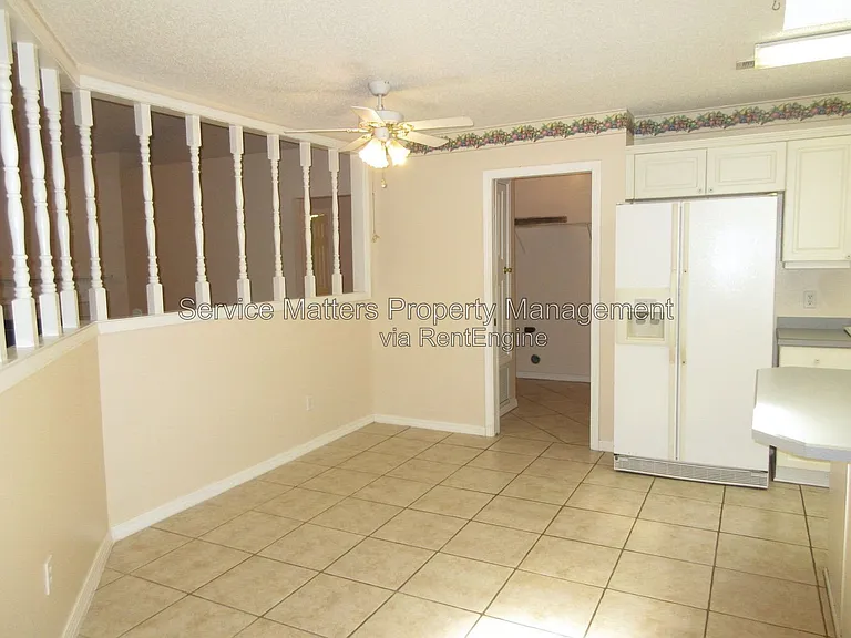 3714 Deer Creek Ln — Photo 5