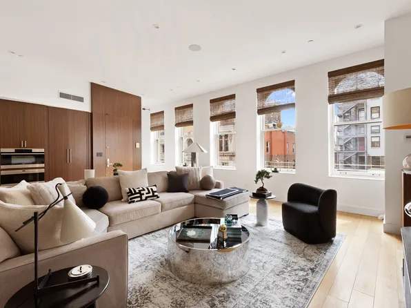 7 East 17th Street image 1 of 25