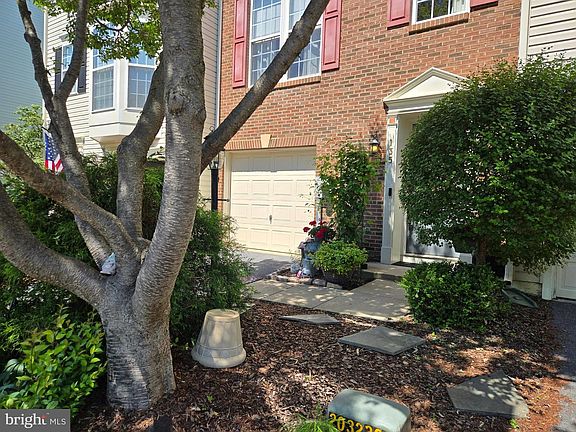 3rd image of 135 Pittman Ct