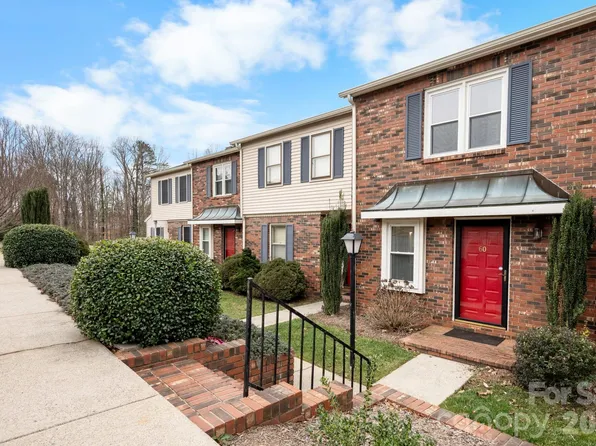 2705 N Center St APT 60, Hickory, NC 28601