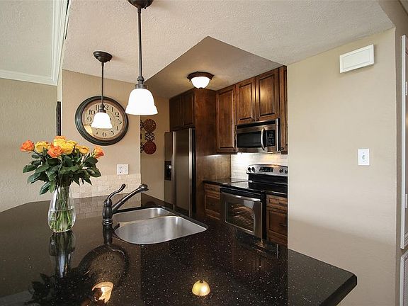 4th image of 12500 Melville Dr APT 138