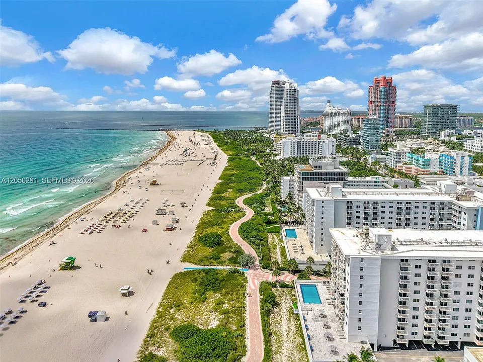 345 Ocean Dr #623
