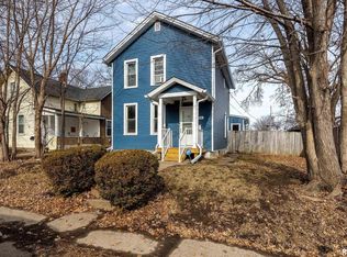 714 W 14th St, Davenport, IA