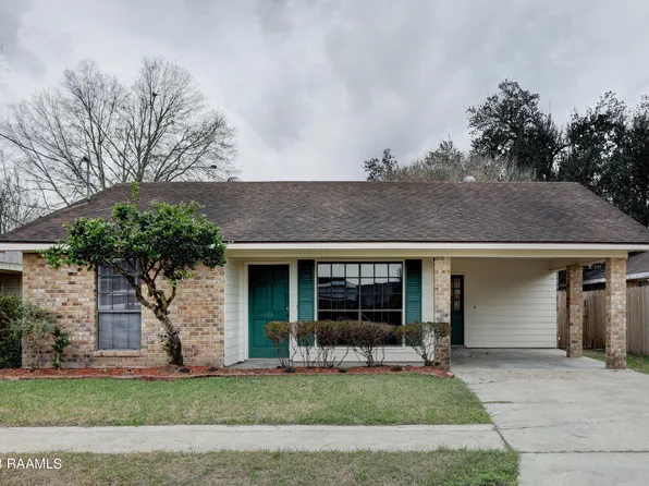 211 Ruffian Dr, Carencro, LA 70520
