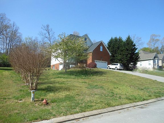 3rd image of 6960 Flagridge Dr