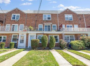 17007 Lithonia Ave, Flushing, NY 11365