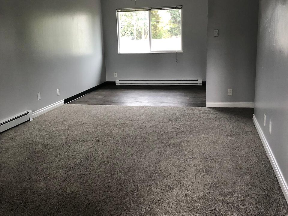 2nd image of 250 W Arlington St