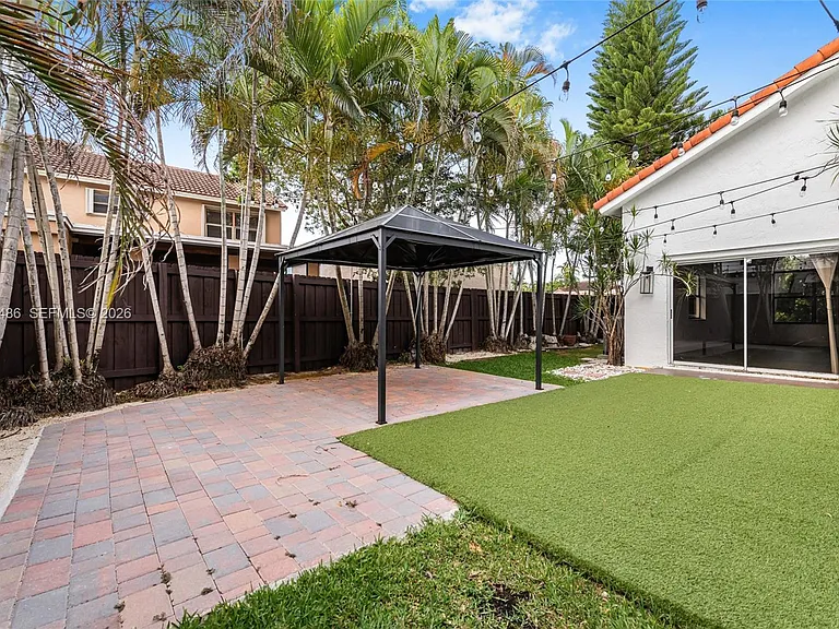 6768 SW 104th Ave — Photo 29