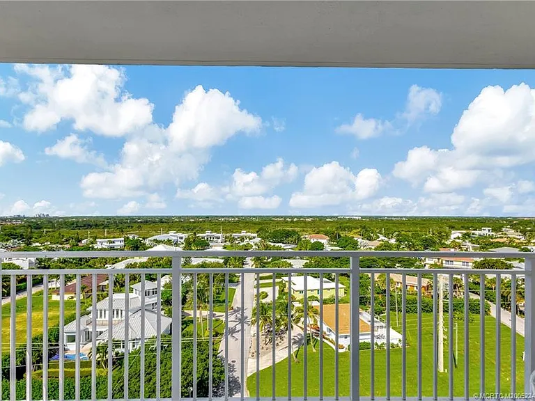 500 Ocean Dr #W-11 — Photo 47
