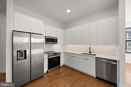 801 N Market St #207 Photo 1