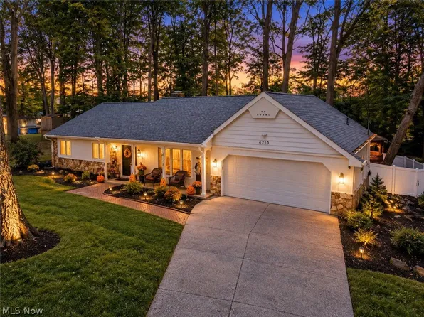 4710 Young Rd, Stow, OH 44224