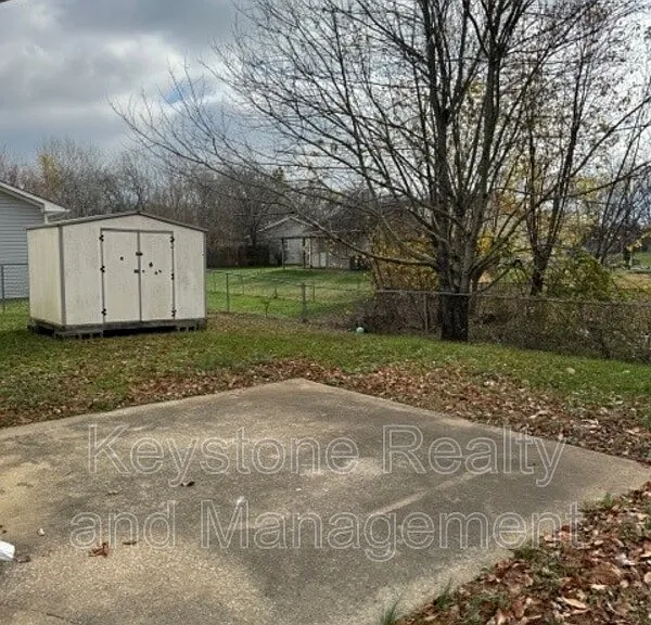 1127 Keith Ave — Photo 9