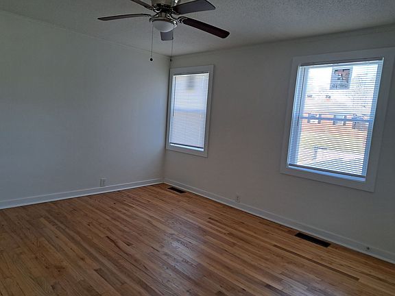 5th image of 2918 Jackson St