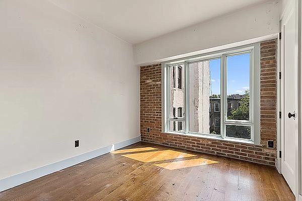 1st image of 25 Brooklyn Ave #2F