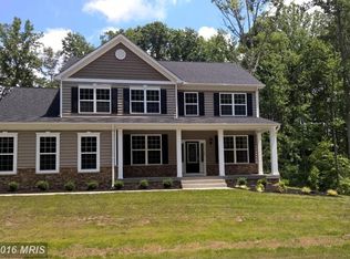 1074 Claypipe Dr, Huntingtown, MD 20639