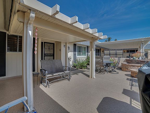 3rd image of 10872 W Cheryl Dr