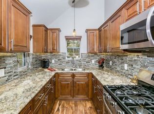 565 Talmadge Rd, Big Bear Lake, CA 92315
