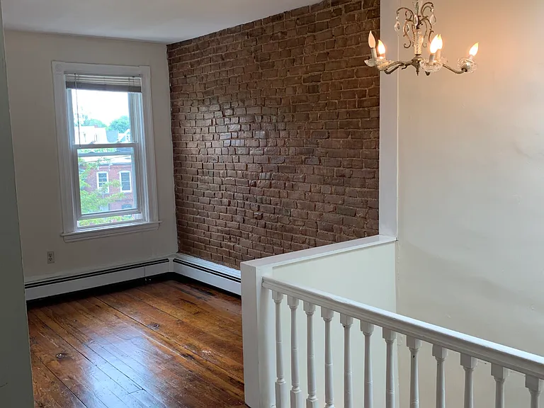 10 Mead St #3 — Photo 2