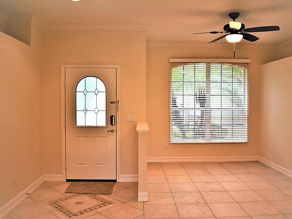 5th image of 9519 Old Cypress Ct