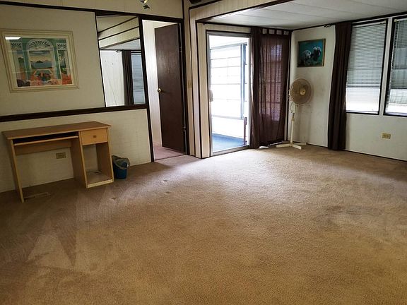 4th image of 1307 Milltown Ct