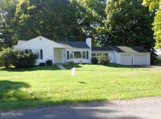 3940 W Bertrand Rd, Niles, MI 49120