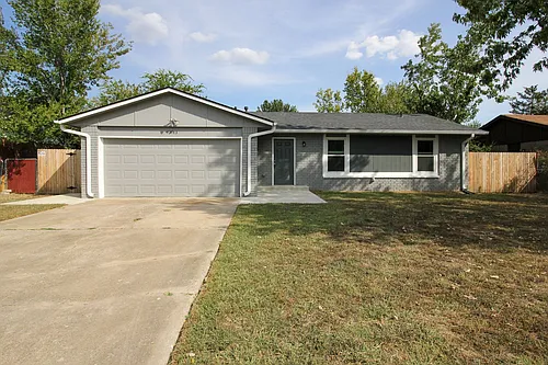 13743 S Fern St Photo 1