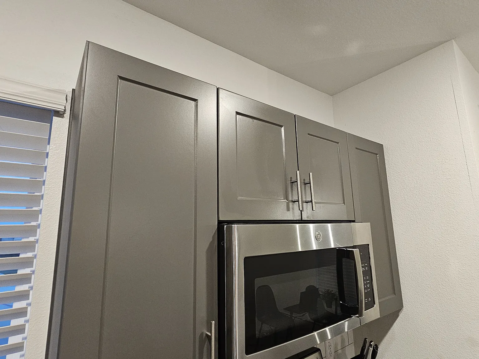 3 bed, 2.5 bath, 1620 sqft, $3,300 — Photo 3