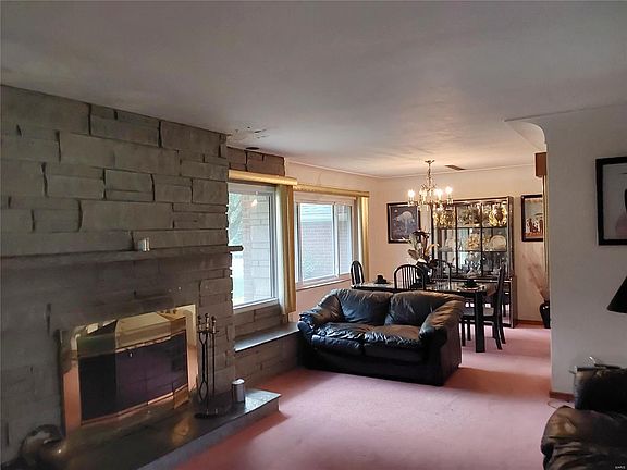 3rd image of 1314 Edgewood Dr