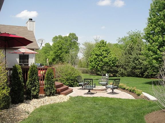 3rd image of 393 Pheasant Hill Dr