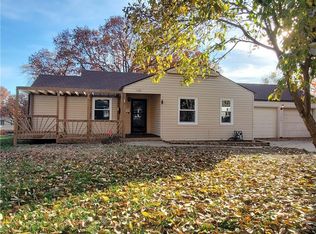 11321 E 40th St S, Independence, MO 64052