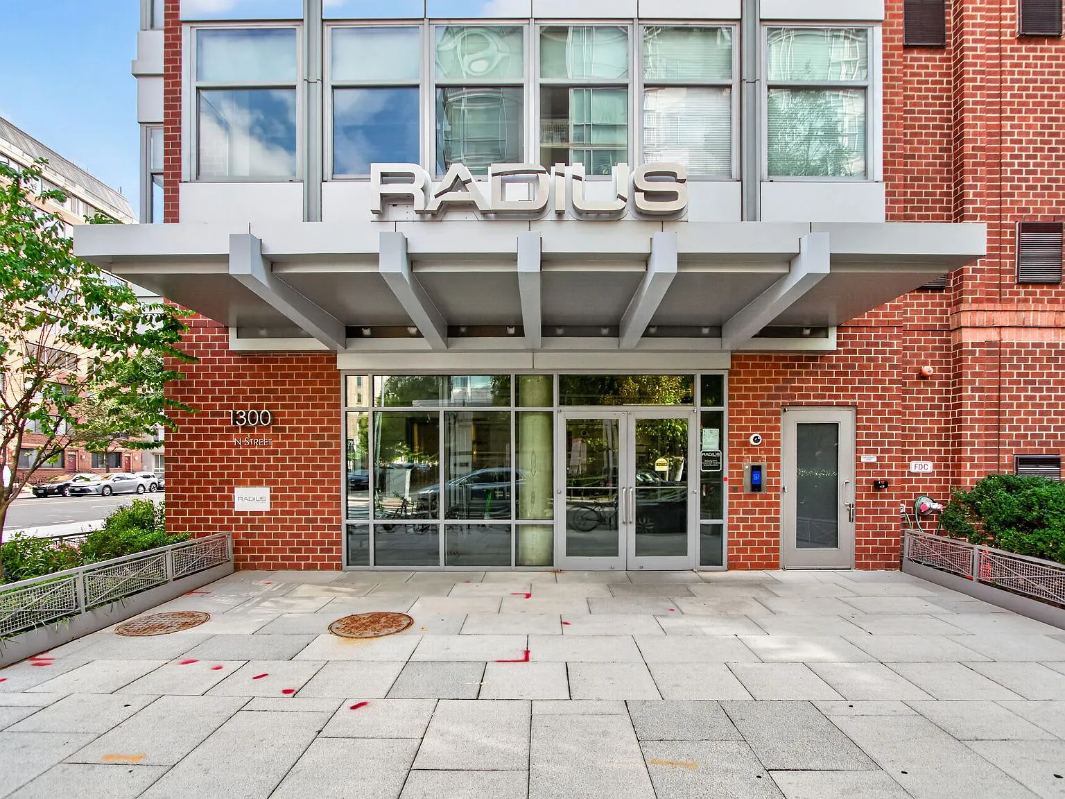 1 bed, 678 sqft, $2,799 — Photo 2