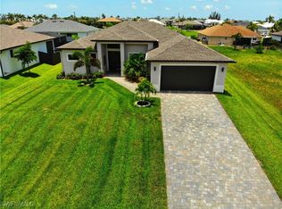 1032 NW 35th Ave, Cape Coral, FL 33993