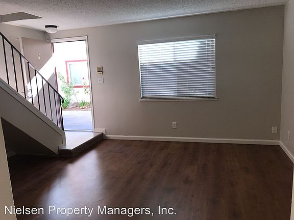 5th image of 1421 D St APT 07