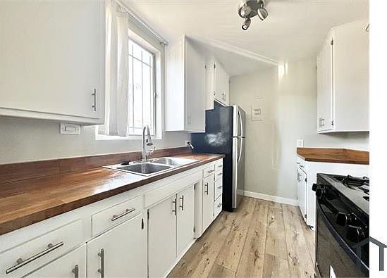 2nd image of 826 W Colden Ave APT 1