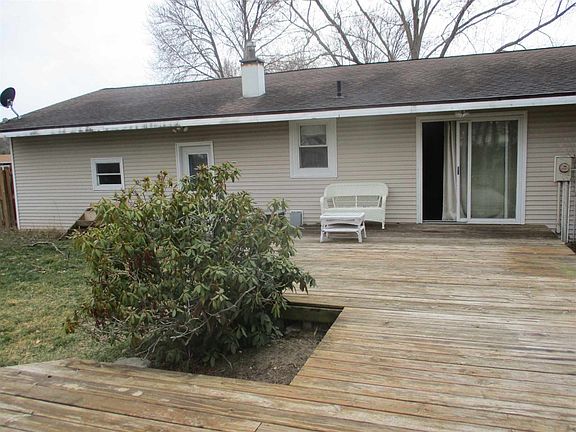 3rd image of 54718 Country Manor Pl