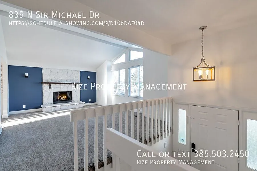839 N Sir Michael Dr